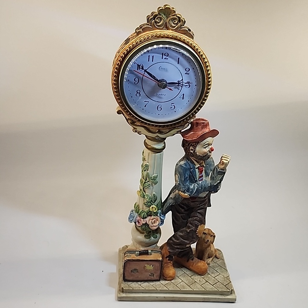 Vintage Crosa Quartz Clown Figurine Mantle Clock Shelf Decor